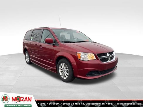 Used 2015 Dodge Grand Caravan SXT image 7