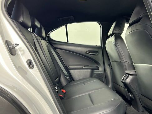 Used 2021 Lexus UX 250h image 13