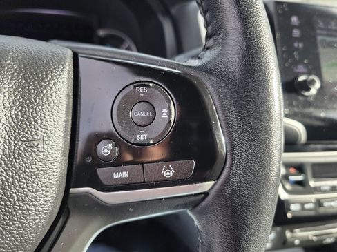 Used 2022 Honda Pilot Elite image 23