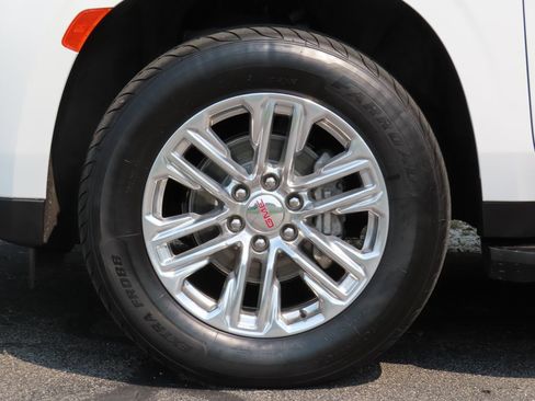 Certified 2024 GMC Yukon XL SLE AWD/4WD image 12