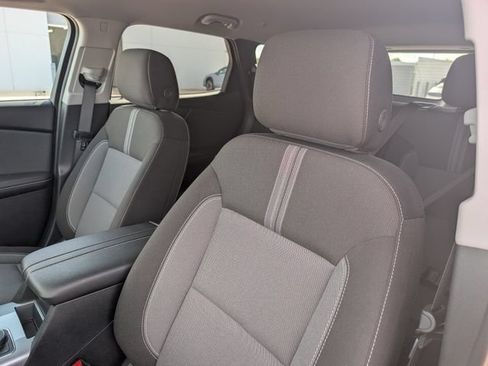 Used 2025 Chevrolet Blazer LT FWD image 10