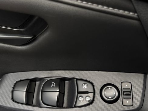 Used 2024 Nissan Sentra S image 12