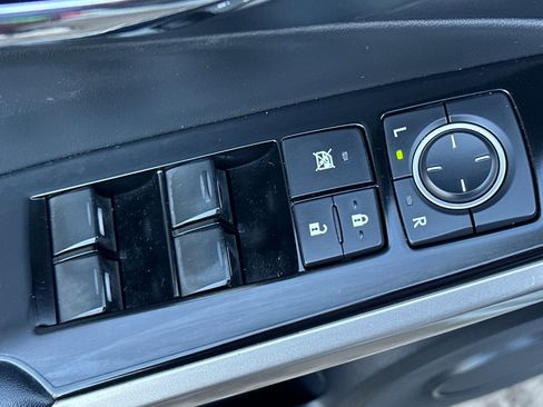 Used 2014 Lexus IS 250 image 12