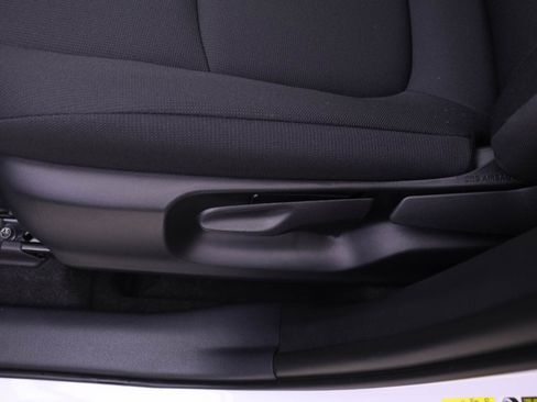 New 2026 Toyota Corolla Cross LE image 11