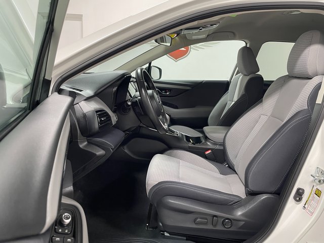 Used 2024 Subaru Outback Premium AWD/4WD image 11
