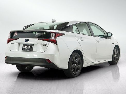 Used 2021 Toyota Prius FWD image 5