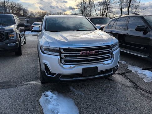 Used 2020 GMC Acadia SLT w/ Premium Package image 7