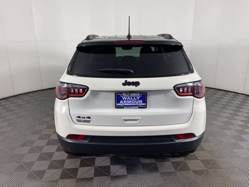 Used 2020 Jeep Compass Latitude AWD/4WD image 7