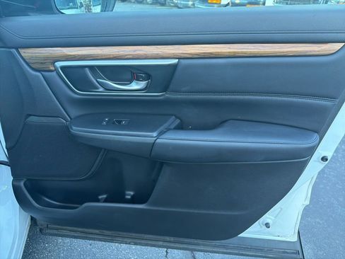 Used 2019 Honda CR-V Touring image 23