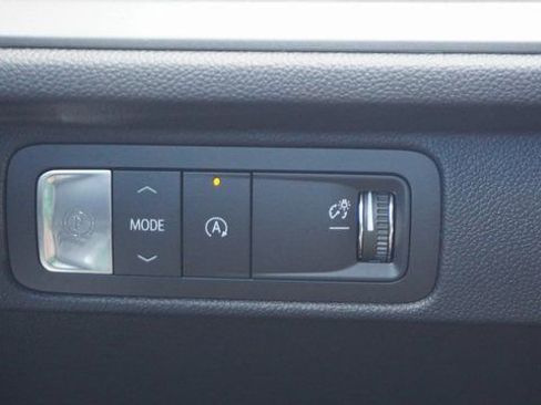 New 2026 Chevrolet Traverse LT image 30