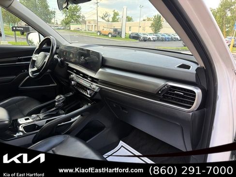Certified 2024 Kia Telluride S w/ S Sunroof Package AWD/4WD image 12
