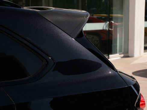 Used 2022 Bentley Bentayga image 7