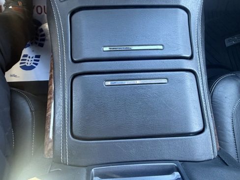 Used 2019 Chevrolet Suburban Premier image 42