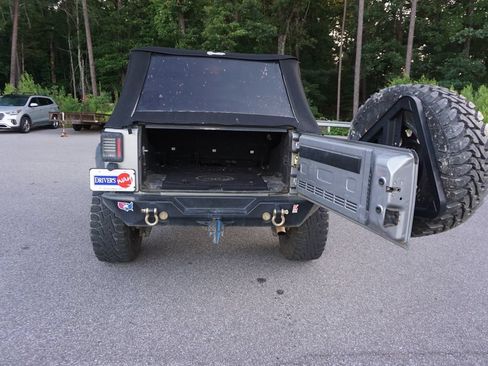 Used 2016 Jeep Wrangler Unlimited Sport AWD/4WD image 11