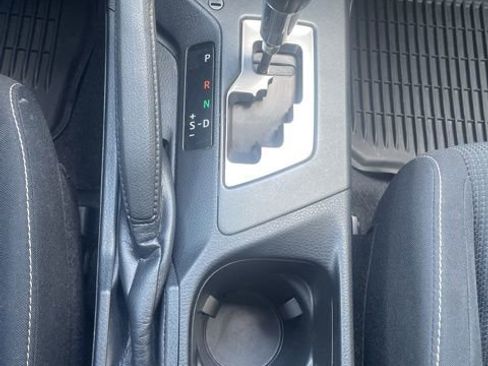 Used 2018 Toyota RAV4 XLE AWD/4WD image 42