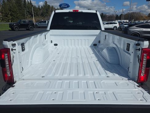 Certified 2025 Ford F350 Lariat w/ Camper Package image 12