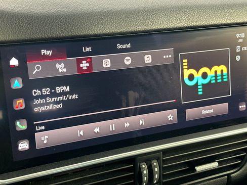 Certified 2023 Porsche Cayenne AWD/4WD image 21