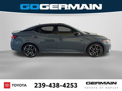 Used 2024 Nissan Sentra SR w/ SR Premium Package image 10