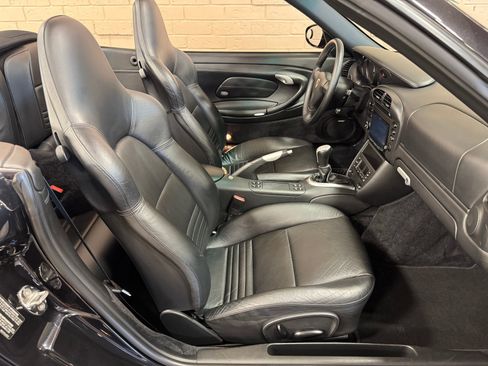 Used 2003 Porsche 911 Carrera 4 AWD/4WD image 38