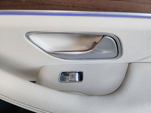 Used 2023 Mercedes-Benz GLE 350 4MATIC w/ AMG Line Exterior image 77