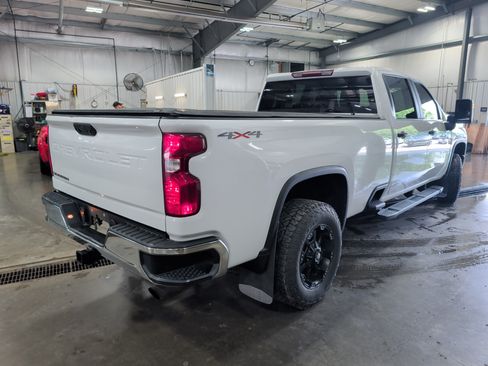 Used 2020 Chevrolet Silverado 2500 W/T w/ WT Convenience Package AWD/4WD image 3