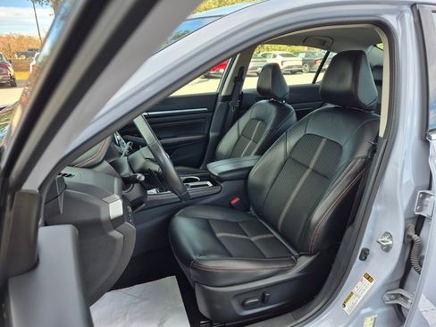 Used 2023 Nissan Altima 2.5 SR image 10