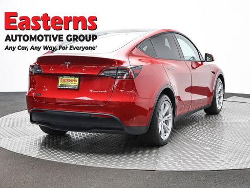 Used 2021 Tesla Model Y Long Range AWD/4WD image 5