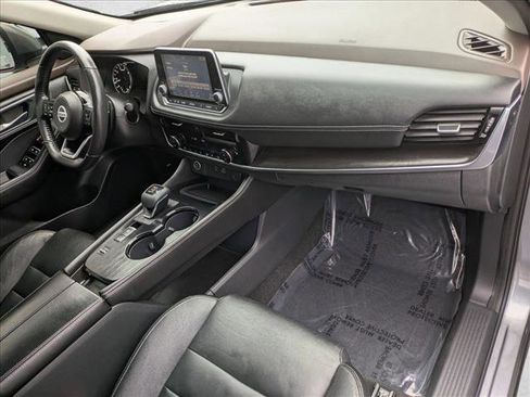 Used 2021 Nissan Rogue SL image 15