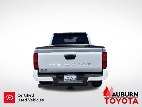 Certified 2025 Toyota Tacoma SR5 AWD/4WD image 7