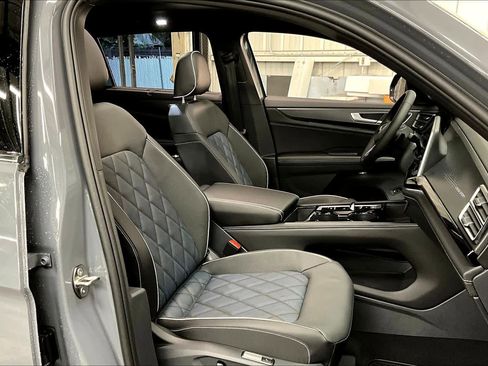 New 2026 Volkswagen Atlas Cross Sport SEL Premium R-Line image 31