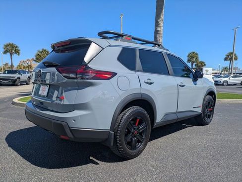 Used 2025 Nissan Rogue Rock Creek image 4