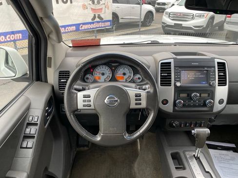 Used 2013 Nissan Frontier PRO-4X AWD/4WD image 20