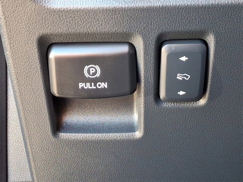 Used 2023 Ford F150 Lariat w/ Equipment Group 502A High image 23