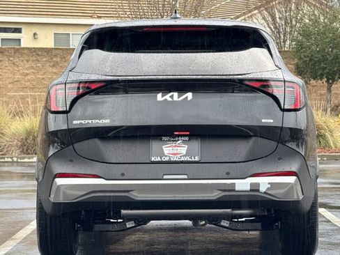 New 2026 Kia Sportage LX image 6