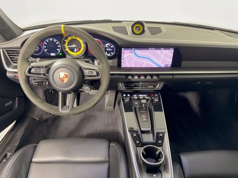 Used 2020 Porsche 911 Carrera 4S w/ Sport Package AWD/4WD image 17