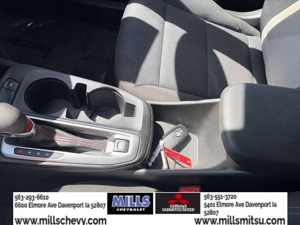 Used 2024 Chevrolet Trax RS FWD image 16