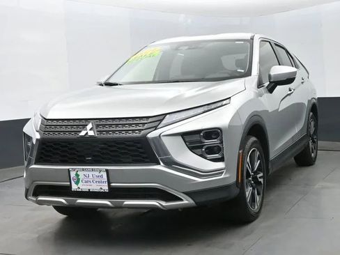 Used 2024 Mitsubishi Eclipse Cross SE image 1