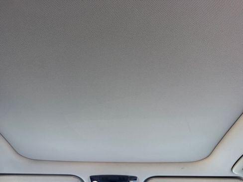 Used 2024 Kia Sorento S w/ Panoramic Sunroof Package FWD image 33