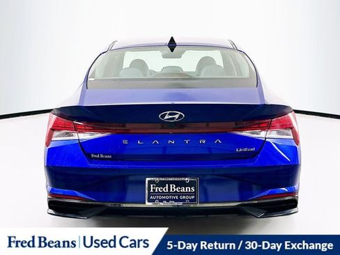 Used 2023 Hyundai Elantra Limited image 7