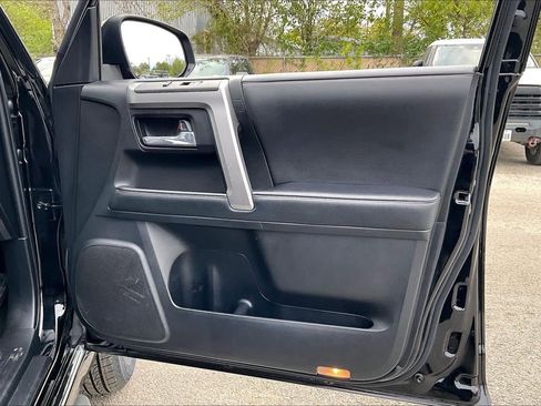 Used 2020 Toyota 4Runner Limited image 22