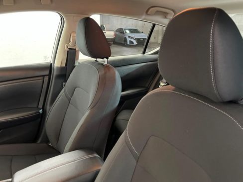 Used 2025 Nissan Sentra S FWD image 16