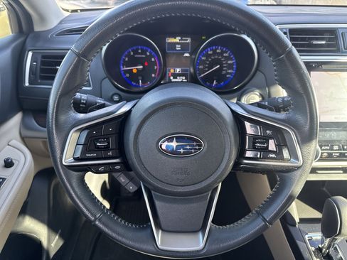 Used 2019 Subaru Outback 2.5i Limited image 12