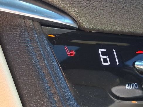 Used 2019 Cadillac XT5 Luxury AWD/4WD image 24
