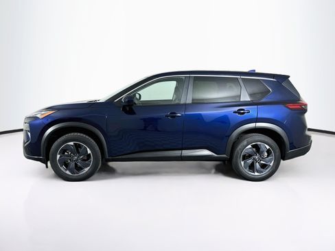 Used 2025 Nissan Rogue SV AWD/4WD image 4