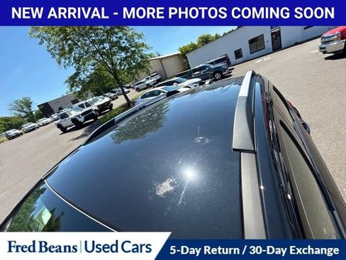 Used 2022 Chevrolet Trax LT w/ Driver Confidence Package AWD/4WD image 11