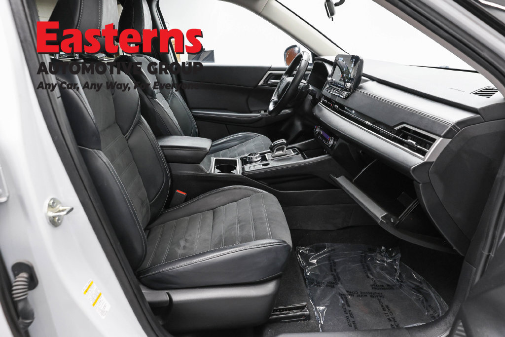Used 2024 Mitsubishi Outlander SE FWD image 24