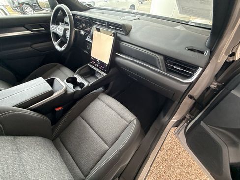 Certified 2025 GMC Terrain Elevation image 27