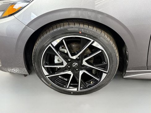 Used 2024 Nissan Sentra SR image 38
