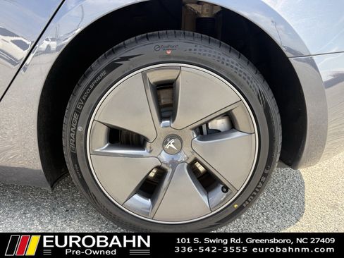 Used 2023 Tesla Model 3 Standard Range image 33