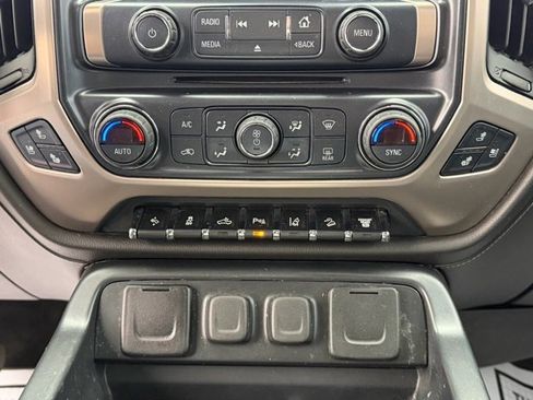 Used 2018 GMC Sierra 3500 Denali image 32